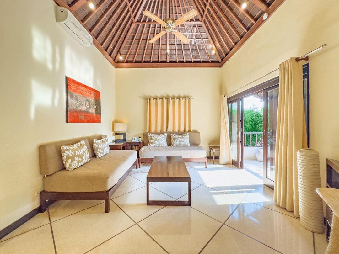 Villa Bugis Abimanyu Seminyak Экстерьер фото