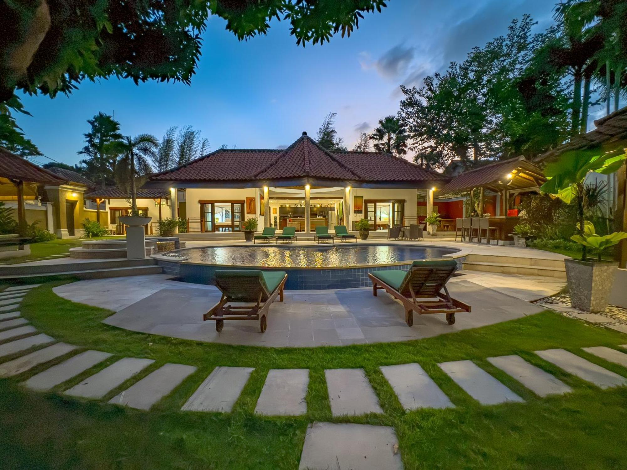 Villa Bugis Abimanyu Seminyak Экстерьер фото