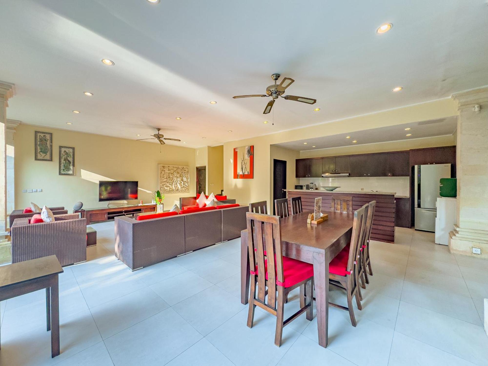 Villa Bugis Abimanyu Seminyak Номер фото